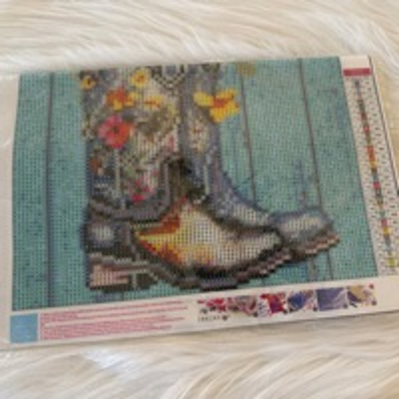 Diamond art cute cowboy boots with flowers in boot ￼ - Picture 2 of 3